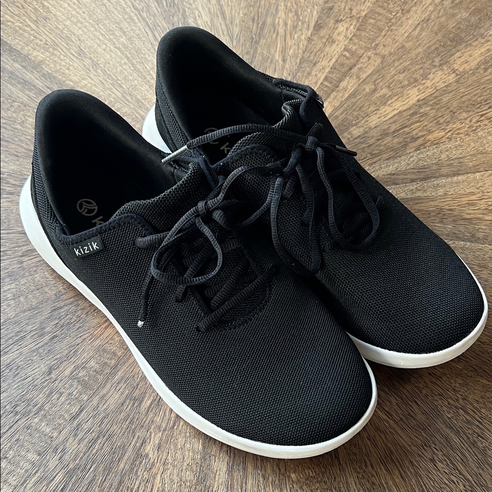 Kizik Men's Black Sneakers
